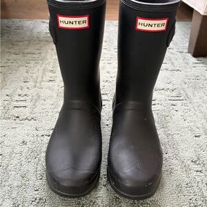 Hunter Black Label Interior